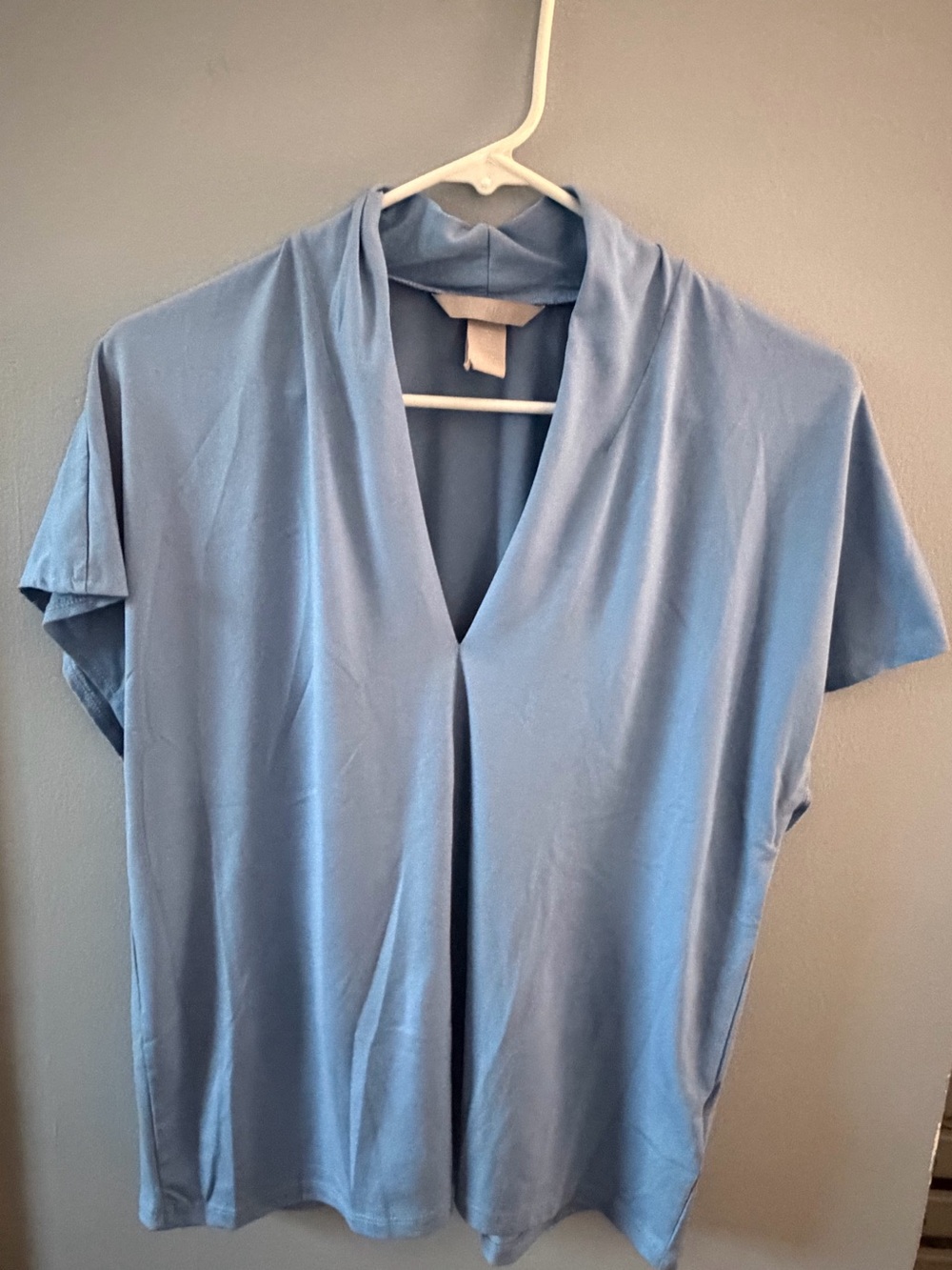 H&M Light Blue Short Sleeve V-Neck Tee